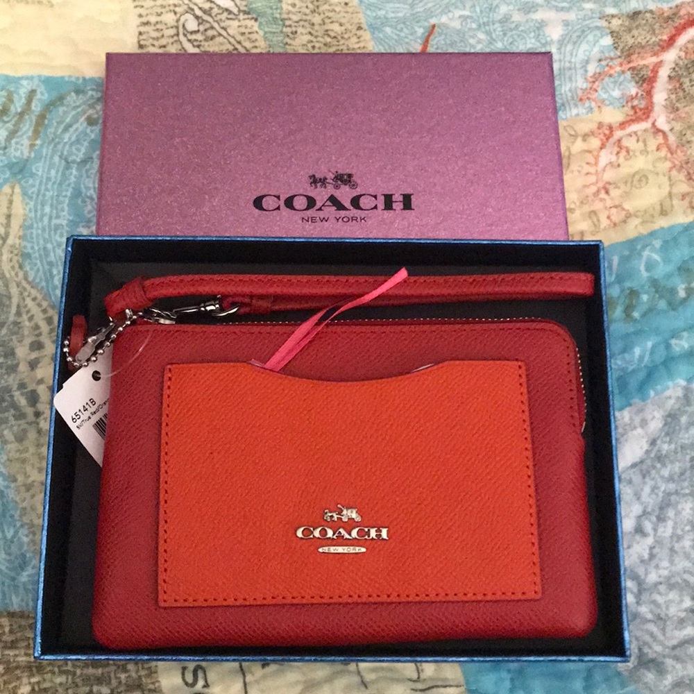 NWT Coach wristlet